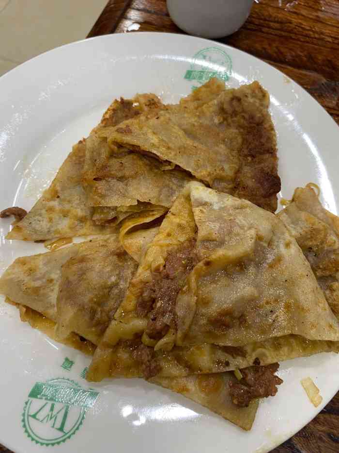 肉饼宛(牛街店)-"南城好吃的苍蝇馆那是太多了,牛街就是个解.