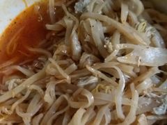 -牡丹广场薛栓子擀面皮大王