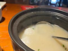 -魏铭鱼头捞饭(晋阳路店)