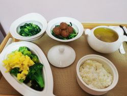 -东方爱堡国际月子会所·产后康复(兴化店)