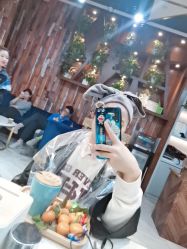 -PE SALON