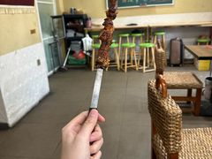 -劳动公园新疆人烤腰子