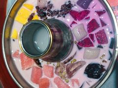 糖水火锅-严氏皓杰水牛奶(温岭店)