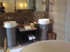 -三亚海棠湾万丽度假酒店