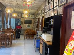 -老鼎万春卤菜(五代传承创始老店)