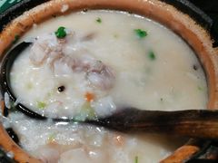 -粤港湾砂锅粥·宵夜(宝龙店)
