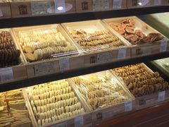 -光明牛奶棚(南泉店)