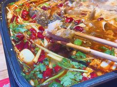-八条友鲜货烧烤·脆皮烤鱼(石岩旗舰店)