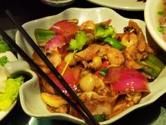 -大头虾越式风味餐厅(光明广场店)