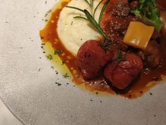 传统红酒慢炖牛肉温泉蛋土豆泥-the rug 飞毯 (朝阳公园店)