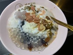 白雪烧仙草-锅哥有料老火锅(金港国际店)