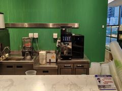 -奈雪的茶(优特汇店)