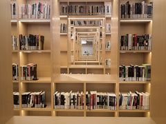 -漕河泾街道图书馆(漕河泾社区文化活动中心店)