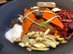 -潘小辣鲜肉老火锅