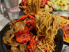 -巴厘龙虾·榜首油焖大虾(音乐学院·沿江酒馆店)