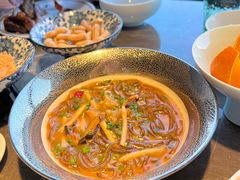 -新荣记(BFC外滩金融中心店)