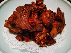 香烤飘香猪蹄-雀蓝川菜(奥体广场店)