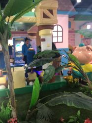 点击看大图 -纽西卡汽车小镇(大悦城店)