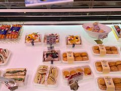 -巴黎贝甜(大宁国际商业广场店)