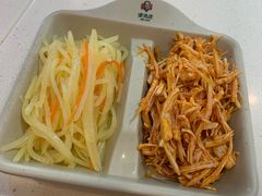土豆丝拼麻辣鸡丝-李先生牛肉面(新华店)