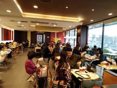 -肯德基(南京站A2检票口楼上)