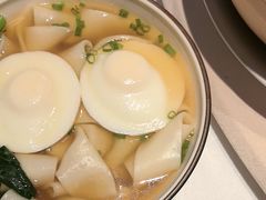 -八府香鸭·啫啫煲(华山路店)