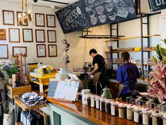 -唐咖精品咖啡(大理古城手冲店)