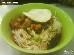 葱油拌面+辣肉+荷包蛋-凯丽上海阳春面馆(德仁里店)