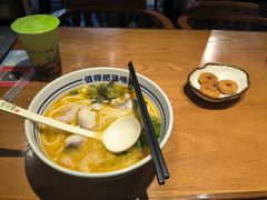 -鑫花溪牛肉米粉(广电传媒店)