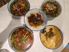 -镇南锅盖面馆(解放路店)