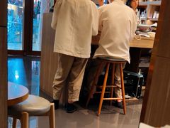 -Let’s Relax Spa(Terminal 21 Asok)