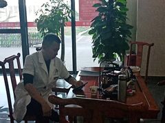 -张钰强中医正骨推拿连锁(唐家人才公寓店)