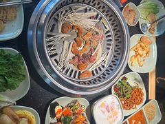 -梨花自助烤肉(乐宾店)