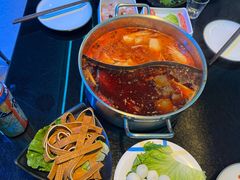 -唯爱KTV聚会餐厅(仙林东城汇店)