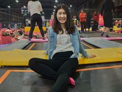 -嘿哟动霸CHUA·新潮玩运动娱乐中心·蹦床滑冰团建乐园