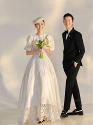 -雪中彩影婚纱摄影·微光艺术中心