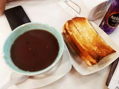 糖水-何九海南茶店(鬼仔巷店)