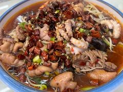 -一口猪海鲜浑锅·东北家常菜