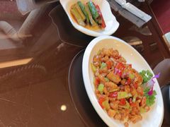 -喜乐餐厅•灯笼虾球首创者•本地小海鲜(二马路店)