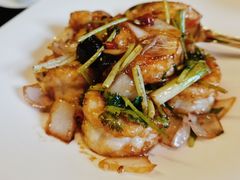 黑蒜大千爆虾球-北京四季酒店·采逸轩