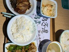 -老乡鸡(旭辉御府店)