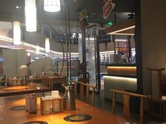 -呷哺呷哺(松北万象汇店)