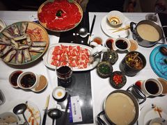 -红鼎豆捞·非遗鲍皇汤火锅(宝丰路店)