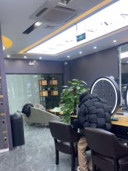 -藤野造型烫染·漂发