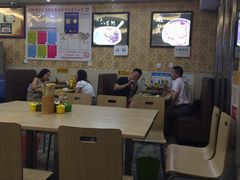 -馋虫重庆火锅(玉林南街店)