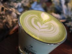 抹茶拿铁-候鸟咖啡(前门店)