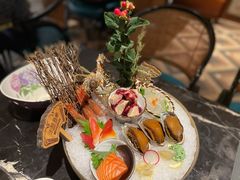-半岛翡丽海鲜自助餐厅(观风亭店)