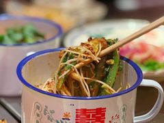 -张牌牌·东北烤肉小吃市集(金楠天街店)