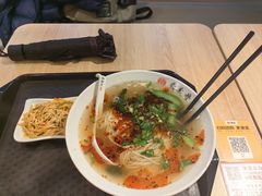 -鼎义丰功夫面(星光大道店)
