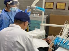 -上海仁爱医院口腔科 · 种植